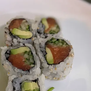 Alaska roll (salmon, cucumber, avocado)