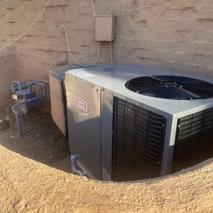 Brand new American Standard Over/Under running quietly keeping me cool....