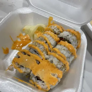 Spicy salmon roll