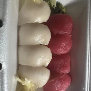 Red Tuna and White Tuna