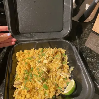 Arroz con Pollo