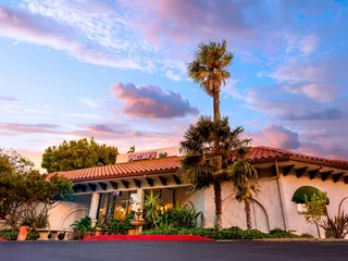 Pietro's No 2 Ristorante Bar & Lounge