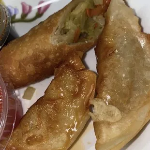 House Sampler, this one comes with more food btw, dumplings were pork filled + the egg rolls are veggie filled.