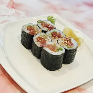 Negi tuna toro maki (seasonal)