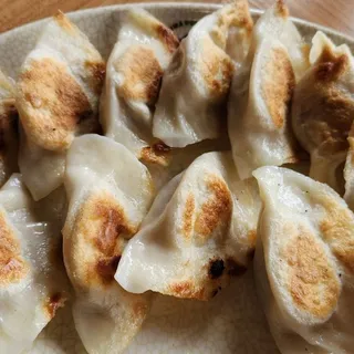 21. Onion & Beef Dumpling