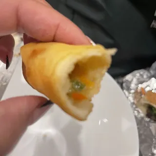 Crispy Veggie Egg Rolls
