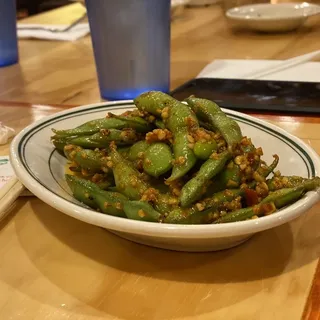 Spicy Garlic Edamame