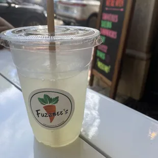 Mint lemonade