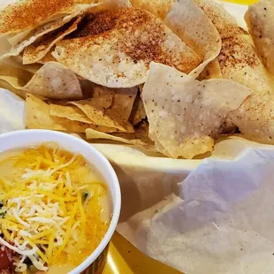 Chips and queso