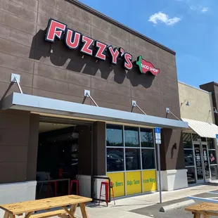 the front of fuzzy's taco