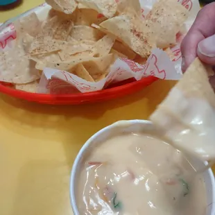 Chips and queso