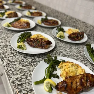 BBQ Chicken, Mac &amp; Cheese with Asparagus