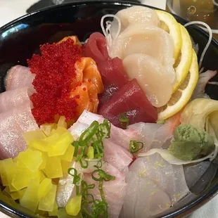 Chirashi bowl