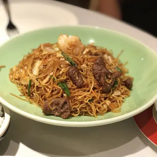 Beef and Shrimp Noodles