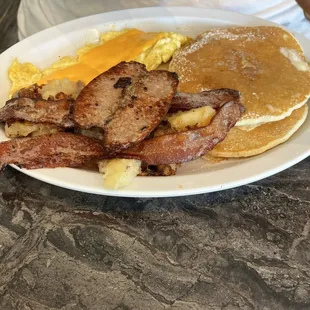 Breakfast platter. Delicious potatoes