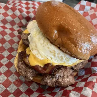 Brunch burger. Medium