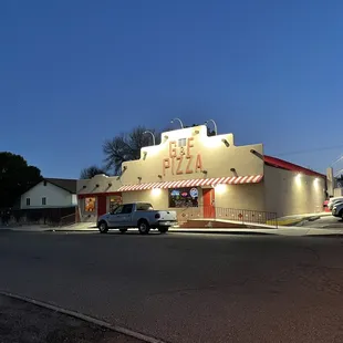 the outside of the restaurant