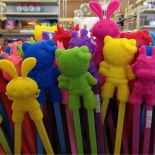 Cute chopsticks for kids to learn!!