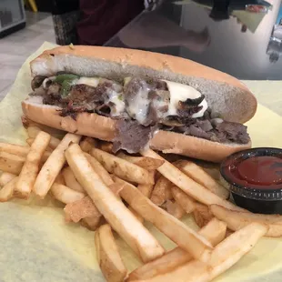 My son and son in law had the regular Chicago Cheesesteak - They said is was awesome !!!