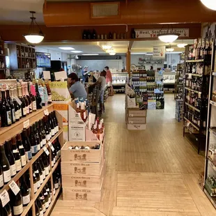 sushi and sashimi, interior