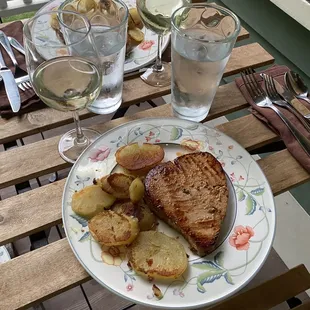 Sushi tuna (I like mine cooked), potatoes and wine!