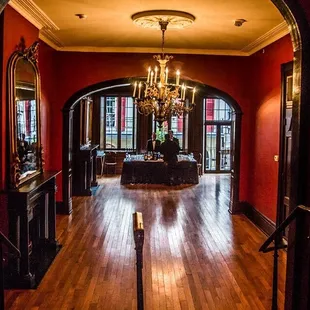 Antoine's, America's oldest French Creole restaurant on The Stroll, The Twirl! and the French Quarter Literary History tours.