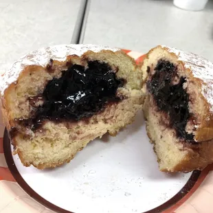 Blueberry paczki packed full of jelly