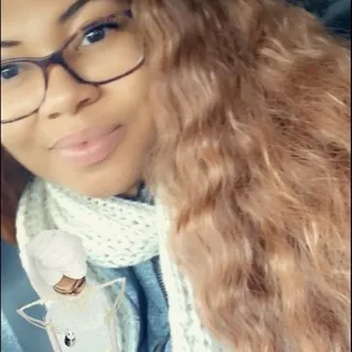 Rozalynn W.