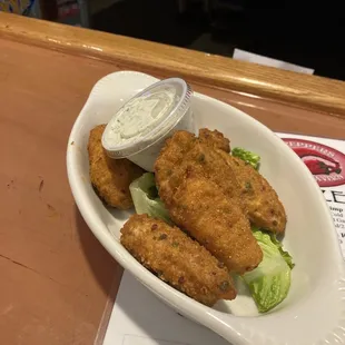 Jalapeño poppers @ G peppers? Oh yeah!!