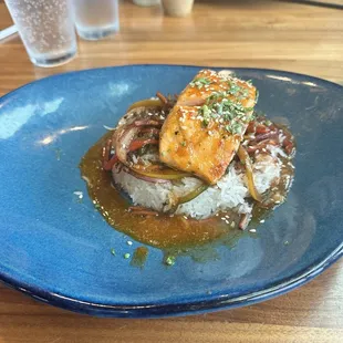 Sweet chili salmon with rice and peppers