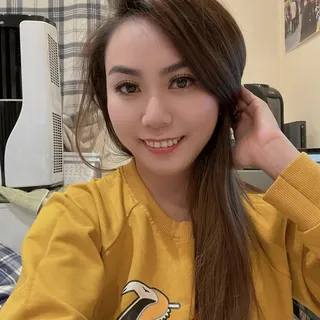 Ngoc L.