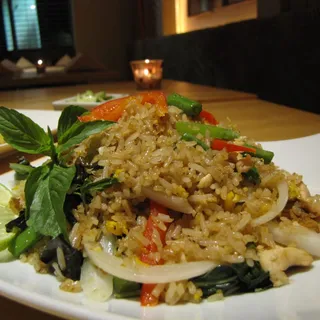 Spicy Basil Fried Rice