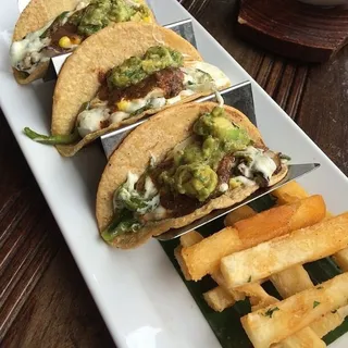 Hongos y Rajas, blue corn-huitlacoche tortillas