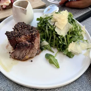 Filet Mignon Au Poivre