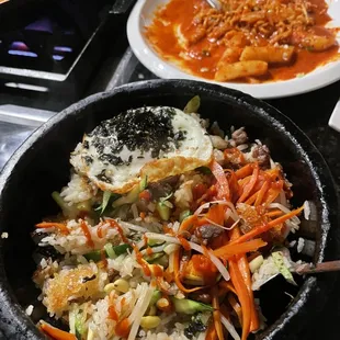 Dolsot Bibimbap