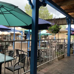 Patio dining before the crowds arrived
