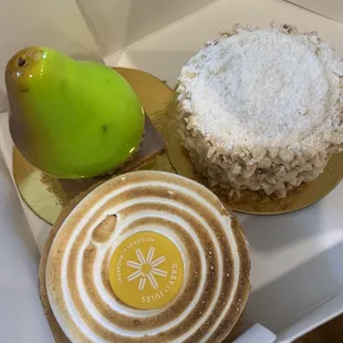 Le poire, lemon tart, and Paris-Pittsburgh