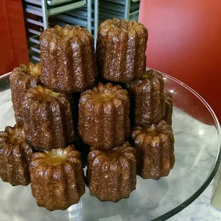 Caneles