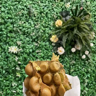 Matcha egg waffle
