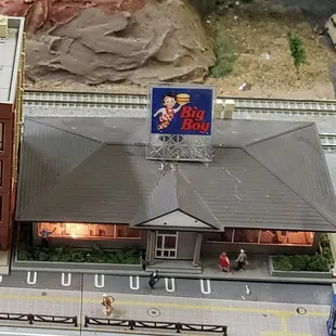 The displays are incredible
