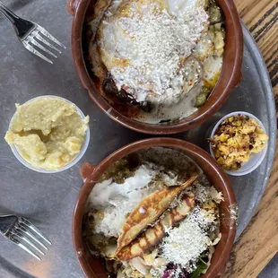 Stuffed poblanos with an egg and 2 tacos.