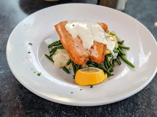 The Harp And Crown Pub And Kitchen