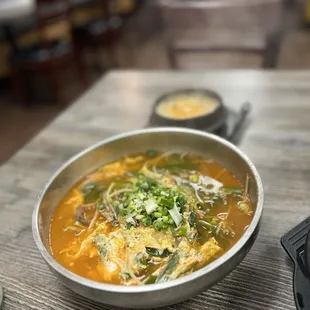 Spicy Beef Broth with Vegetables - @rayz