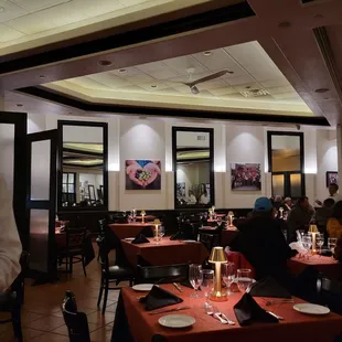 sushi and sashimi, interior