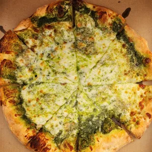 Al Pesto Large Pizza