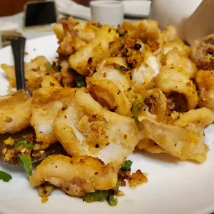 Spicy and salty calamari