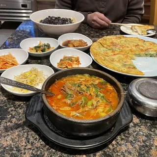 A10. Seafood Pajun