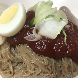 N5. Bibim-Naengmyeon