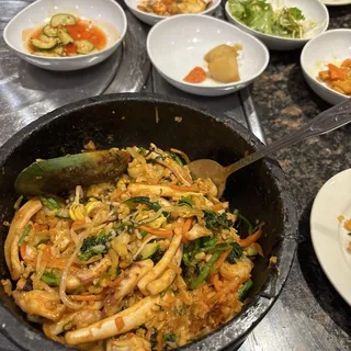 R2. Seafood Dolsot Bibimbap