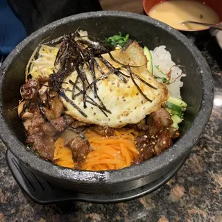 R5. Galbi Dolsot Bibimbap